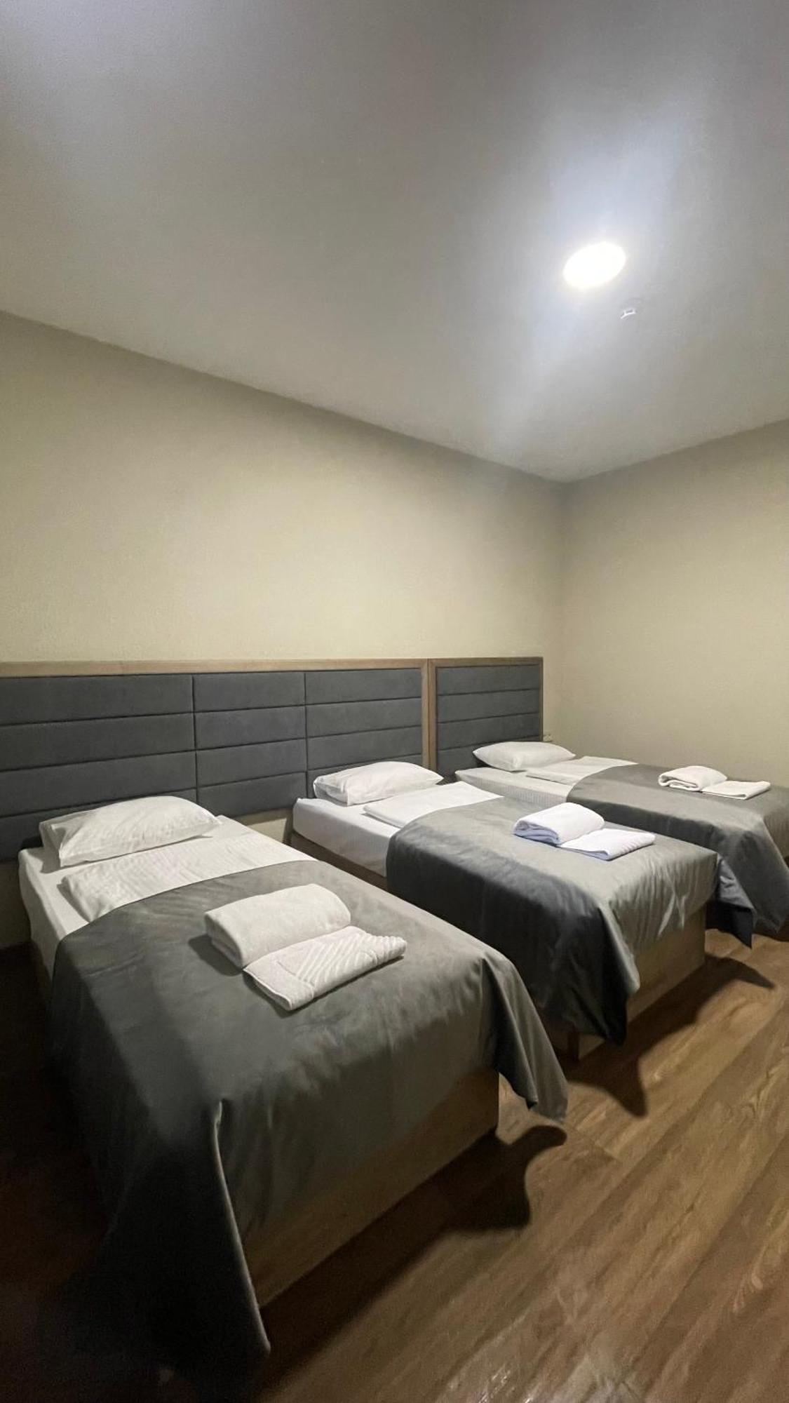Nesvit Hotel Kiev Eksteriør bilde