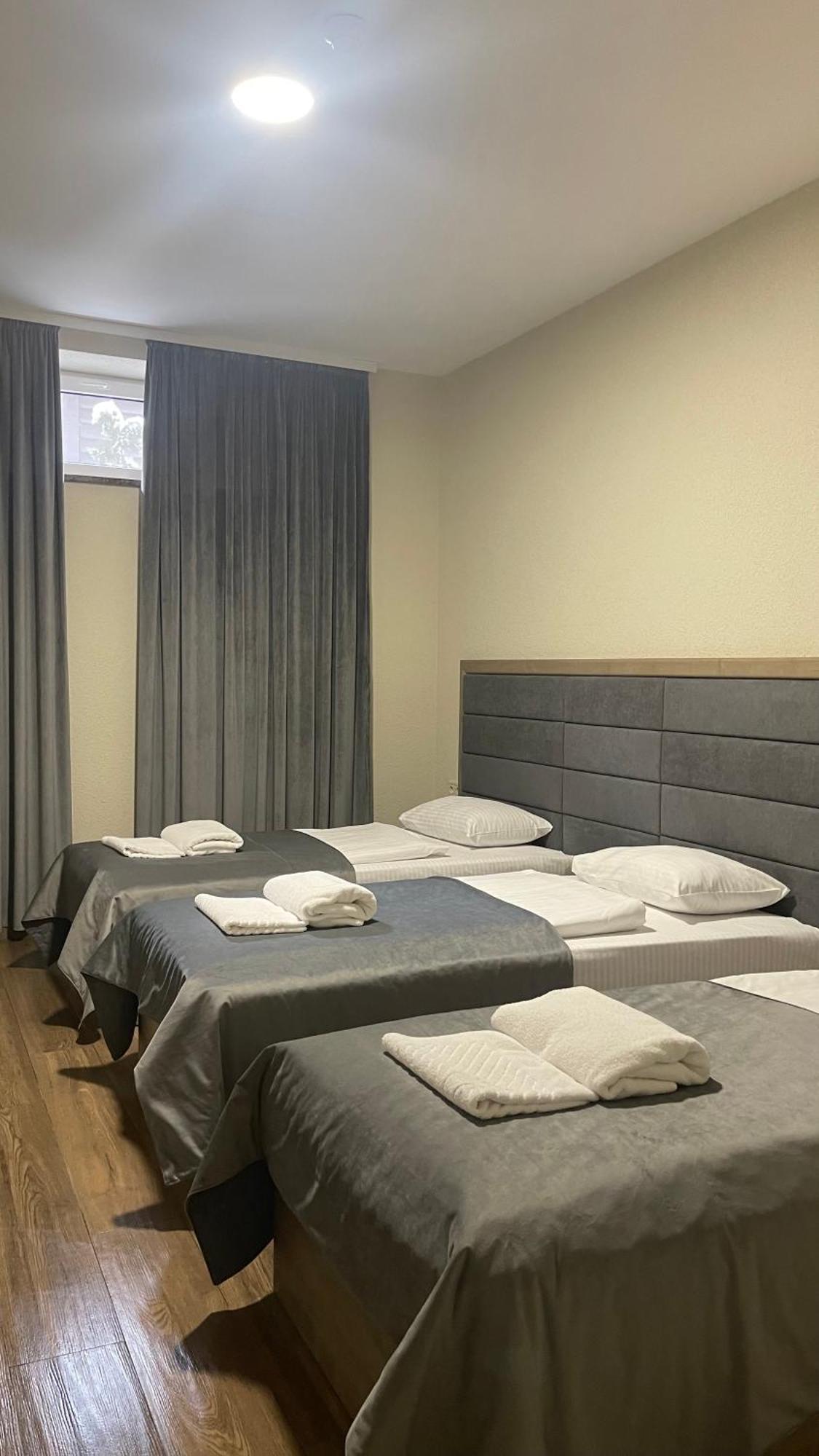 Nesvit Hotel Kiev Eksteriør bilde