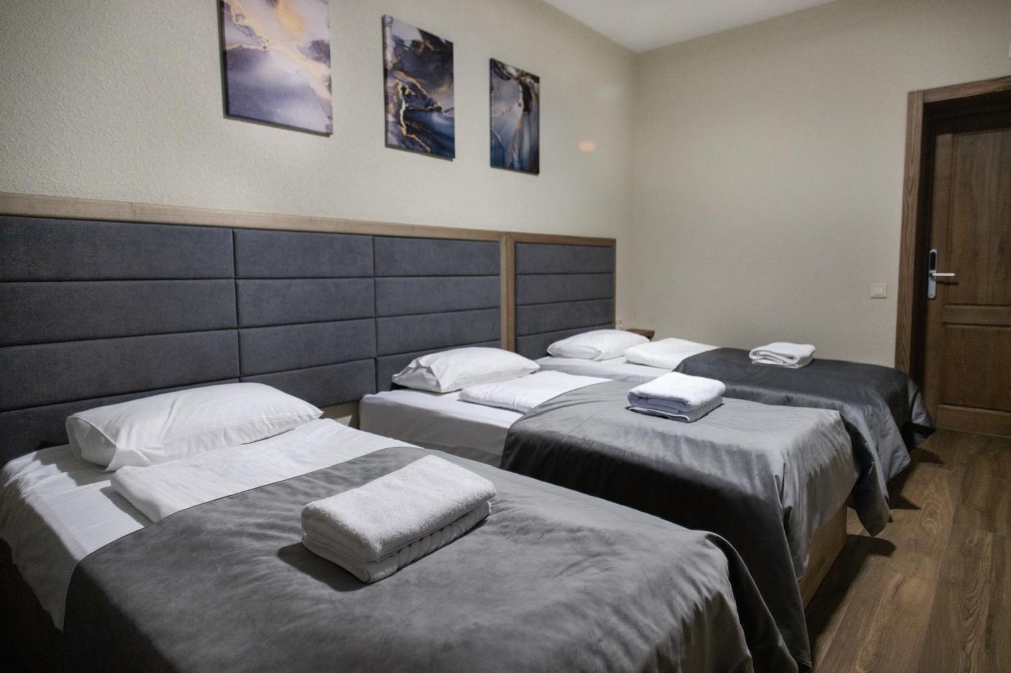 Nesvit Hotel Kiev Eksteriør bilde